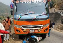 सिन्धुलीको वि.पी. सडकमा बसको ठक्करबाट एक जनाको मृत्यु‚ दुर्घटना हुनुका यस्तो कारण :