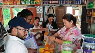 सिन्धुलीमाढीमा खाद्य अनुगमन, ३ हजार १८० मुल्य बराबरको बस्तु म्याद गुज्रिएको सामान फेला परोः